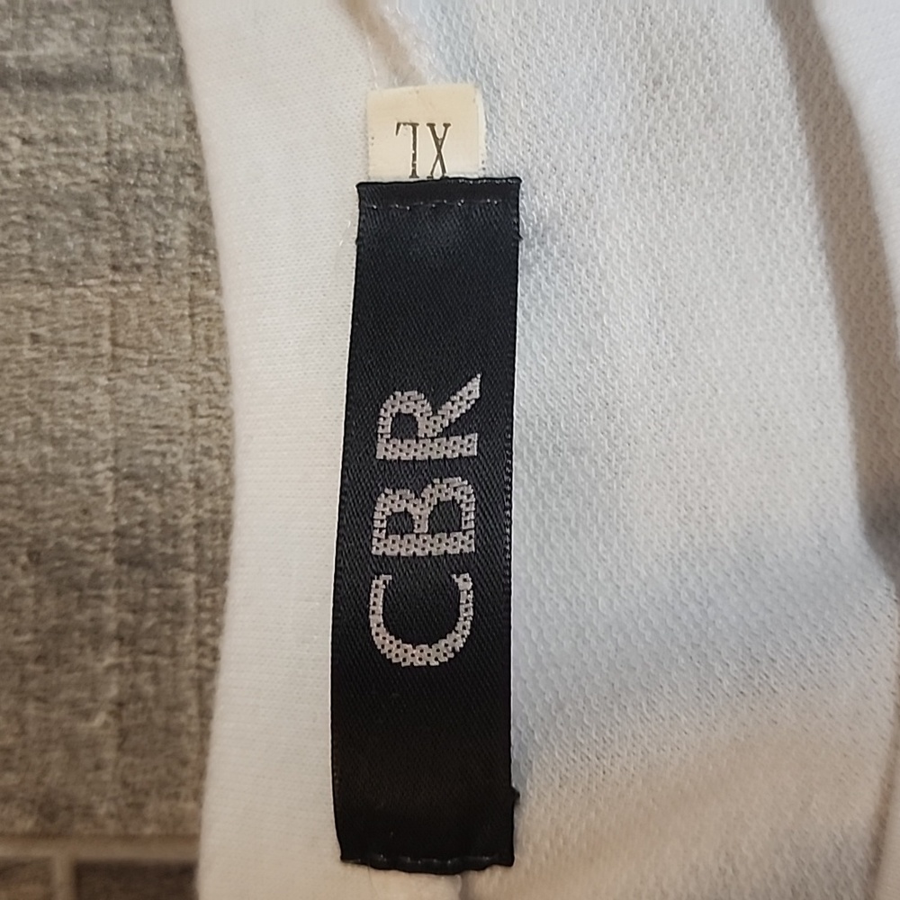 CBR brand sequence lip π/ kiss π sweatshirt - Picture 4 of 9